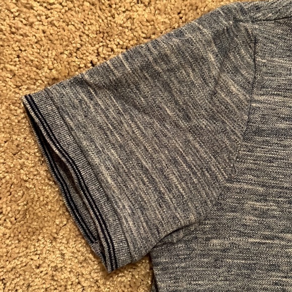 Men’s gray American Eagle Polo size XS - Picture 3 of 6